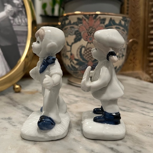 Vintage Small Pair of Porcelain Boy and Girl Figures - Picture 2 of 4